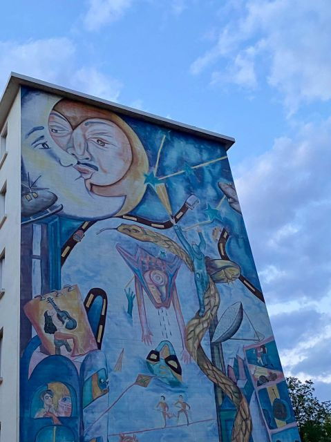 Alternative Tour: Murals and Hidden Frescoes of Lyon - Booking Information