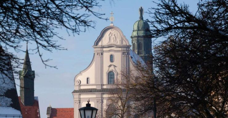 Altötting: Private Guided Walking Tour - Altöttings Fascinating History