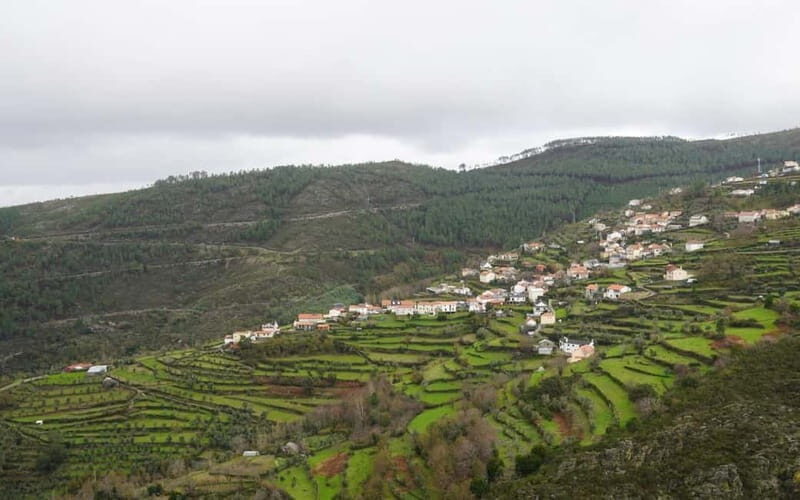 ALVÃO SHEPHERD'S HIKE - Capturing the Beauty: Photography and Scenic Vistas