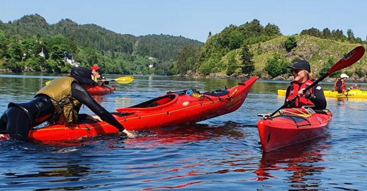 Alversund: 2-Day Basic Sea Kayaking Course for Beginners - Small Group Setting and Languages