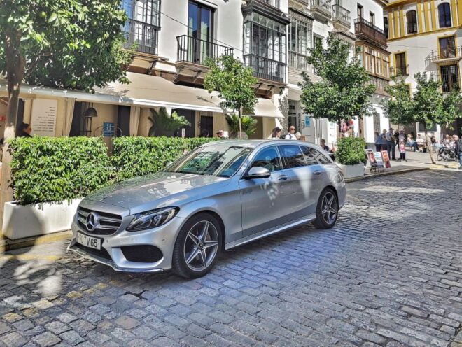 Alvor: Private Transfer From/To Lisbon Airport up to 8 Pax - Full Description