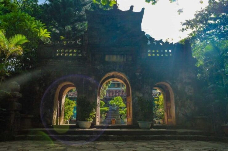 Am Phu Cave, Marble and Monkey Mountain Full Day Tour - Good To Know