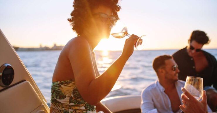 Amalfi: Amalfi Coast and Positano Sunset Cruise With Drinks - Good To Know