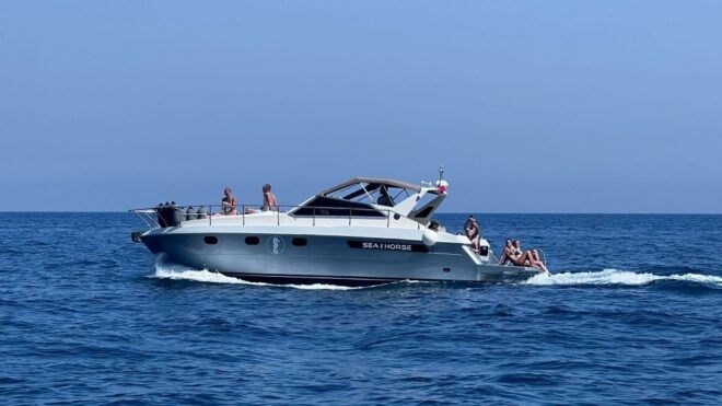 Amalfi: Amalfi Coast and Positano Sunset Cruise With Drinks - Experience