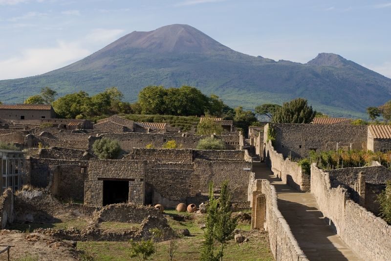 Amalfi Coast and Pompeii Tour - From Naples - Is this the right day trip for you?