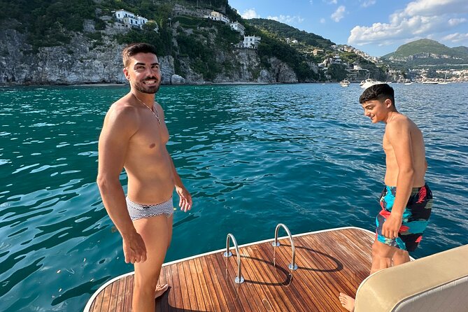 Amalfi Coast Boat Tour Small Group With Aperitif - Guest Testimonials and Recommendations