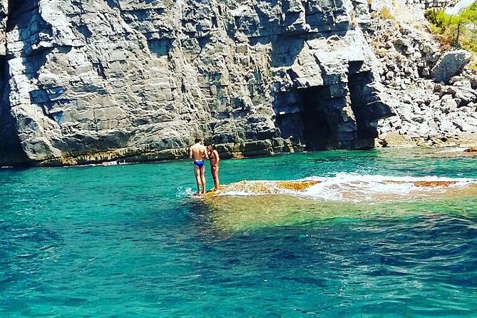 Amalfi Coast by Boat - The Sum Up