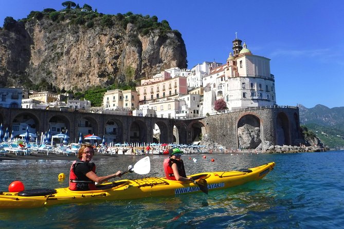 Amalfi Coast Kayak Tour Along Arches, Beaches and Sea Caves - Guide Responsiveness and Assistance