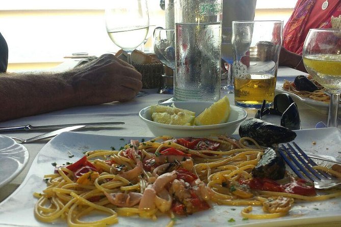 Amalfi Coast Positano and Emerald Grotto Full Day From Rome - Amenities and Services