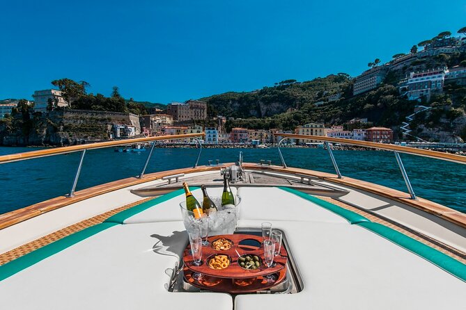 Amalfi Coast Private Boat Tour From Sorrento, Positano or Naples - Reviews and Questions