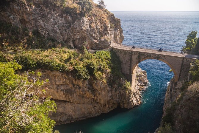 Amalfi Coast Private Car Tour and Lunch in an Authentic Local Restaurant - Lunch in an Authentic Local Restaurant