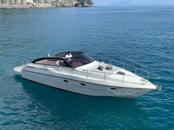 Amalfi Coast: Scenic Boat Private Tour With Aperitif - The Sum Up