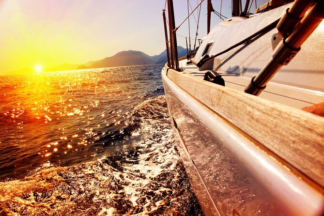Amalfi Coast Sunset Boat Tour in Small Group - Common Questions