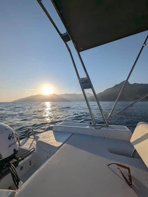 Amalfi coast: Sunset Boat Tour with Aperitif and Prosecco - Good To Know