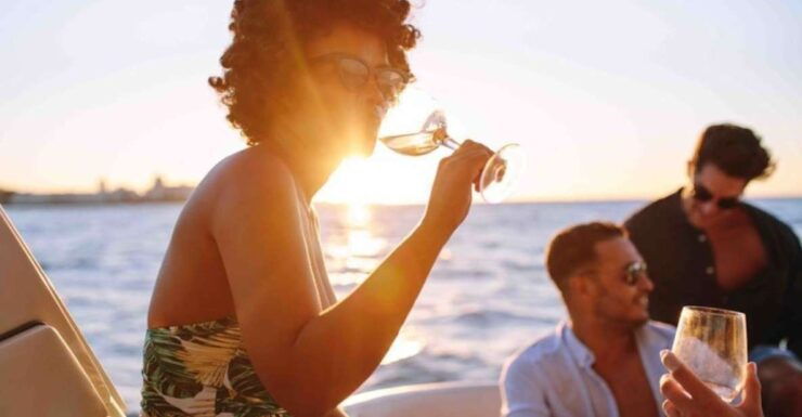 Amalfi Coast: Sunset Cruise With Dinner on Board - Good To Know