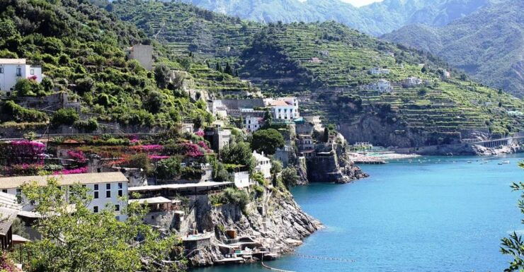 Amalfi Coast: Transfer To/From Naples: Airport/Station/Porto - Booking Information