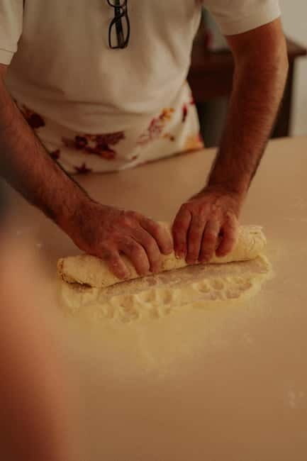 Amalfi: Make Fresh Pasta, Mozzarella, & Tiramisù with Wine - Who Should Book This Experience?
