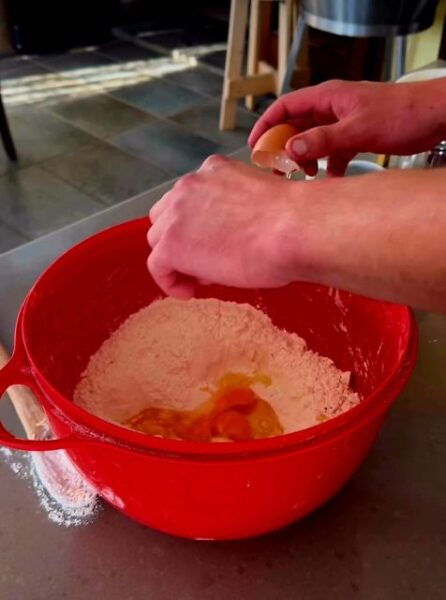 Amalfi: Mozzarella, Pasta & Tiramisu Cooking Class - Benefits