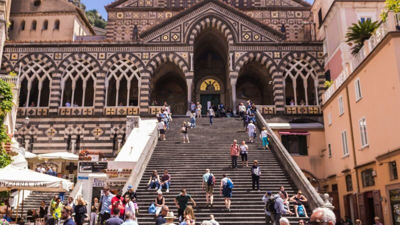 Amalfi, Positano and Ravello Boat Tour from Naples - From Naples station to the coast