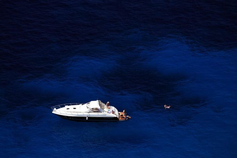 Amalfi: Private Full-Day Boat Excursion on the Amalfi Coast - Onboard Experience: Comfort, Snacks, and Snorkeling