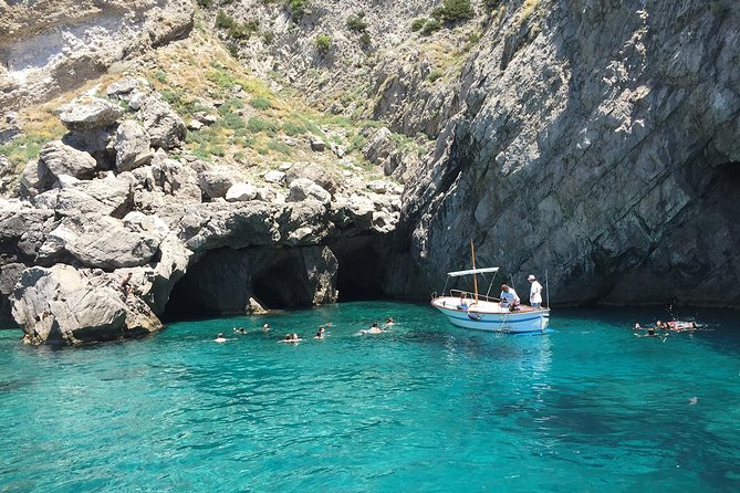 Amalfi to Capri Private Boat Tour - Meeting and Pickup