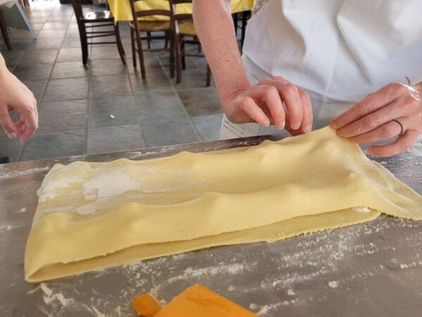 Amalfis: Pasta, Mozzarella, and Tiramisù Cooking Class - The Sum Up