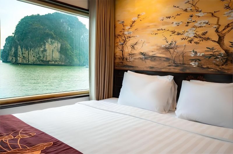 Amanda Premier 2D1N Cruise: Ha Long Bay, Sung Sot, Ti Top - Getting to Tuan Chau and boarding
