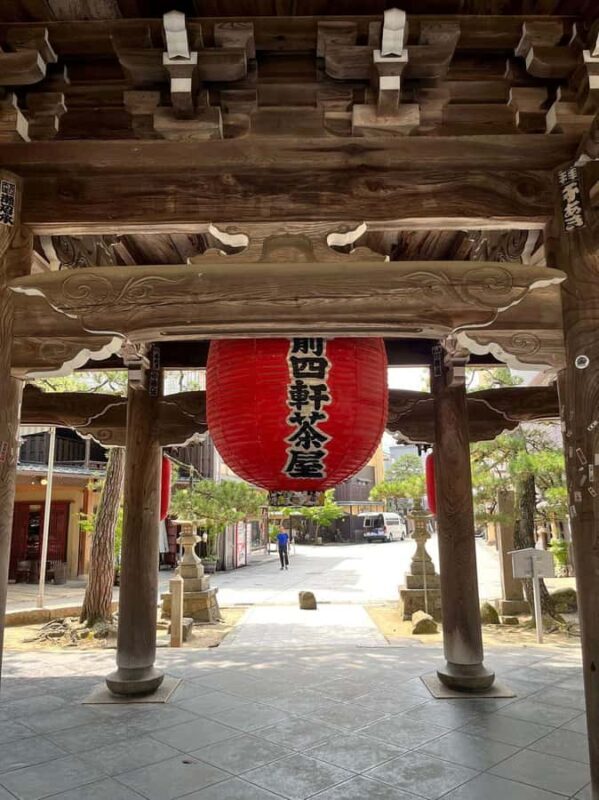Amanohashidate: Hidden Temples Walking Tour with Meditation - Good To Know