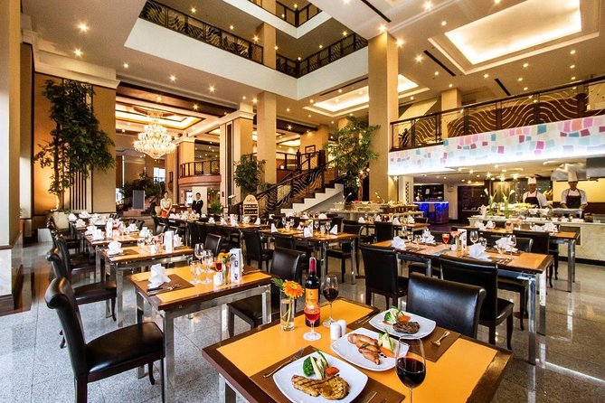 Amazing 1 Night Accommodation in Old Town Chiang Mai Nearby at Duangtawan Hotel - Cancellation Policy