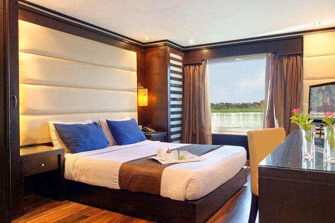 Amazing 4-Nights Cruise From Luxor to Aswan Including Abu Simbel&Nubian Village - Dining Experience