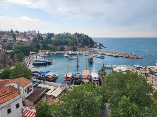 Amazing 50minyacht Tour+1 Hour Old City Walking Tour - Inclusions and Cost