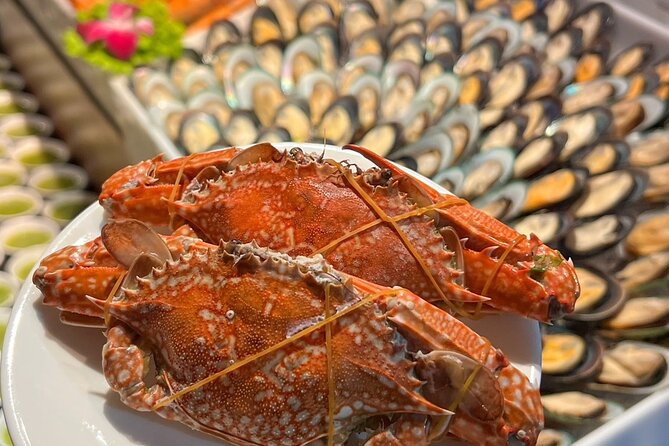 Amazing Chao Phraya Dinner Cruise Bangkok - Entertainment and Activities