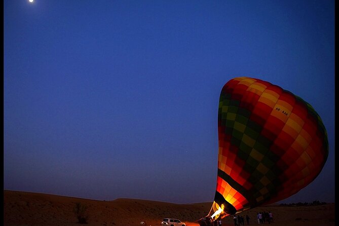 Amazing Dubai Beautiful Desert by Balloon With Falcon Show - Meeting and Pickup