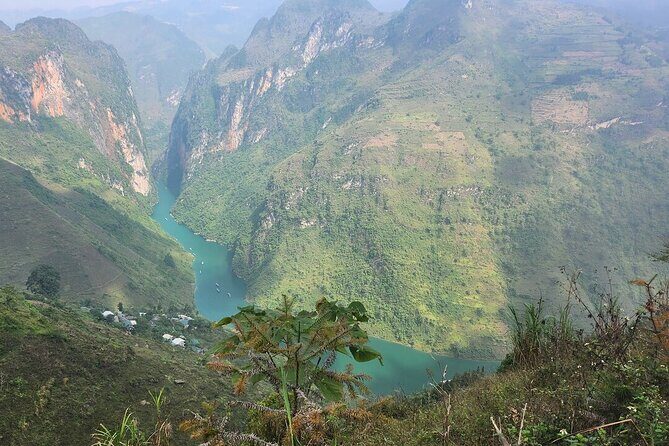 Amazing Ha Giang Loop Motorbike Tour 5 Days 4 Nights - Exploring the Ha Giang Loop: A 5-Day Motorcycle Adventure