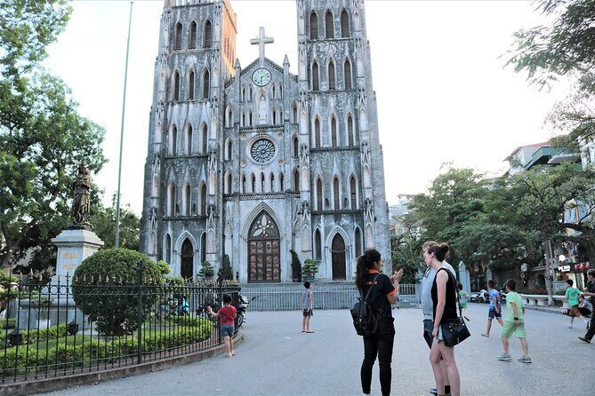 Amazing Hanoi Morning food tour and Coffee Class - A Deep Dive into the Hanoi Food and Coffee Journey