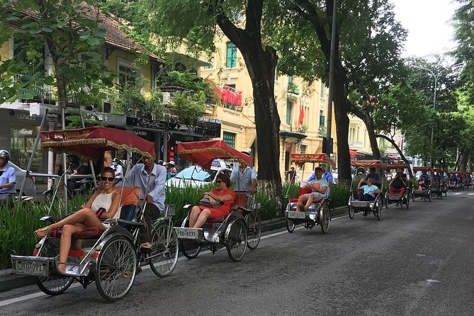 Amazing Hanoi Sightseeing Cyclo Tour - Selecting Date and Travelers