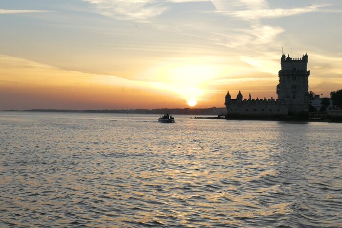 Amazing Private Sailboat Sunset Tours in Lisbon - Booking Information
