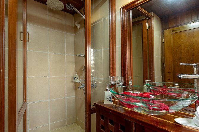 Amazing Sails Cruise - Bai Tu Long Bay Day Tour - Cabin Included - Final Thoughts