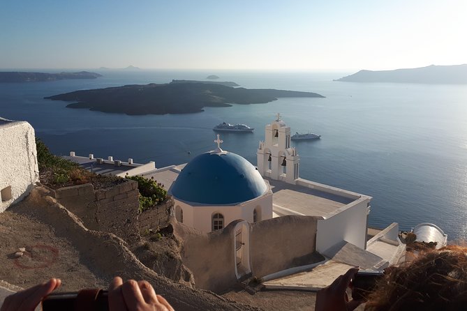 Amazing Sightseeing in Santorini - Santorinis Iconic Volcanic Beaches
