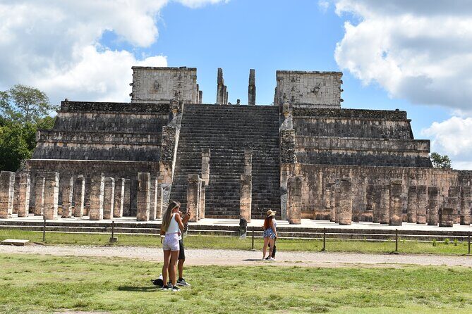 Amazing tour to Chichen Itza and 2 Cenotes (Ik Kil and Suytun) - FAQ