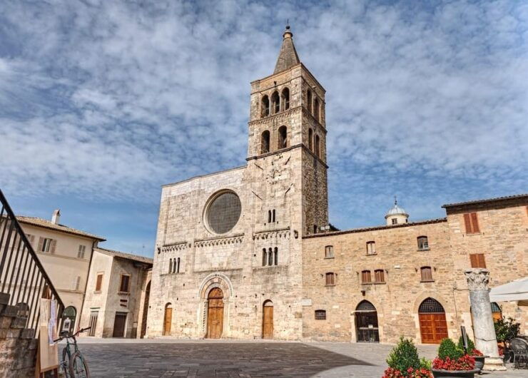 Amazing Umbria: Spoleto, Montefalco, and Bevagna From Rome - Discovering Spoleto