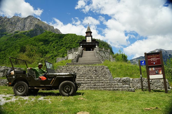 Amazing Willys Jeep Adventure - Historical Forts and Landscapes