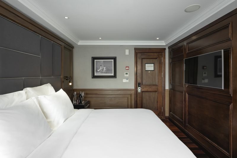 Ambassador Signature 2D1N Cruise: Ha Long Bay & Lan Ha Bay - Setting sail from Halong International Cruise Port