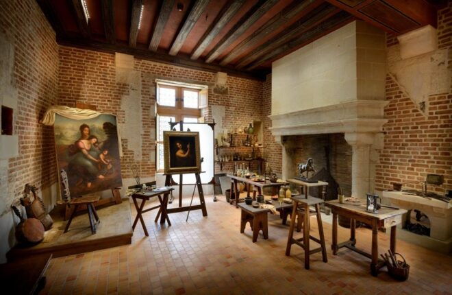 Amboise: Clos Lucé Castle, Da Vinci Park and Museum Ticket - Location and Accessibility
