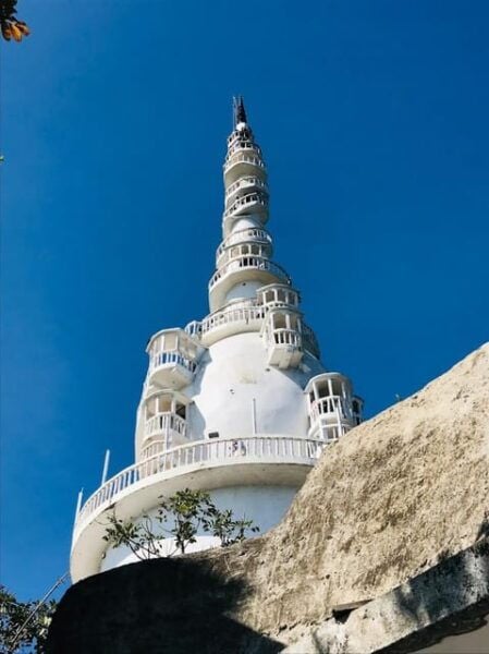 Ambuluwawa Tower & Pinnawala & Kandy Day Tour From Colombo - Dress Code Requirements