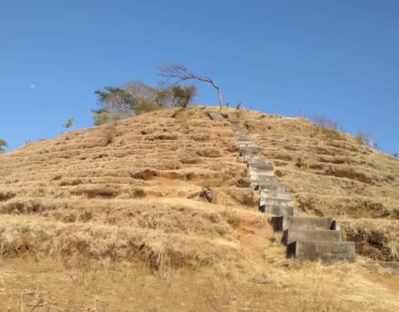 Amed: Mencol Hill Sunrise Nature Walk with Ocean Views - Practical Details & What to Bring