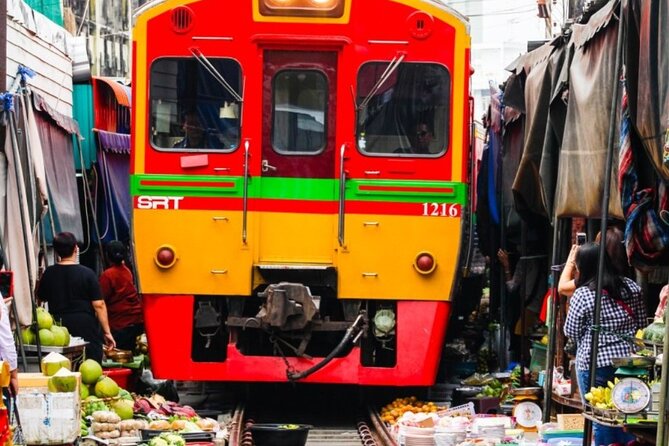 Amphawa Floating Market and Maeklong Train Market Tour - Reviews and Ratings