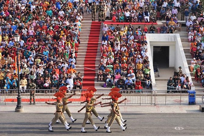 Amritsar City Tour ( Including Wagah Border Ceremony) - Recommended Attire