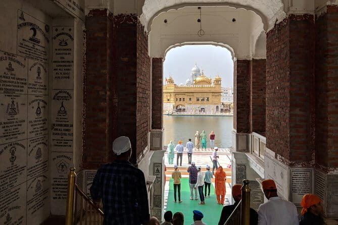 Amritsar: Golden Temple, Jallianwala Bagh & Wagah Border Tour - Exploring the Itinerary