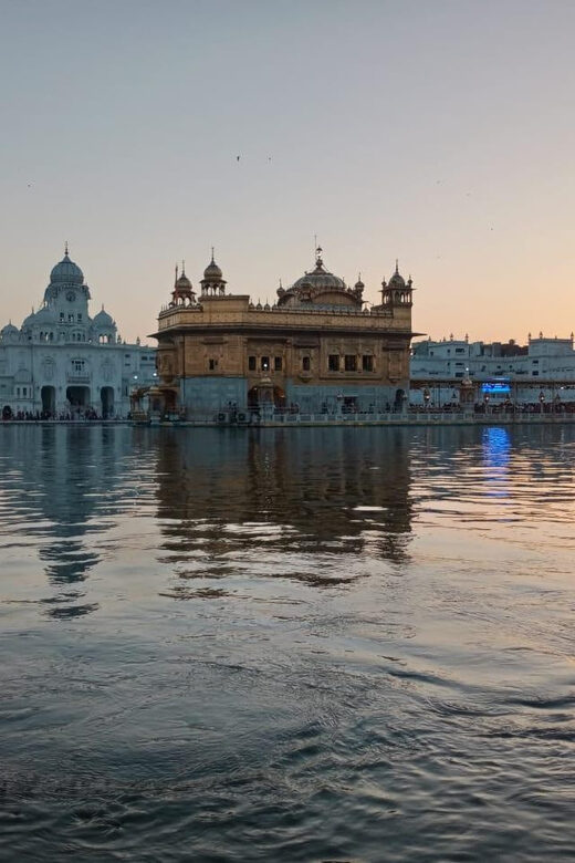 Amritsar: Golden Temple, Jallianwala Bagh, Wagah Border Tour - Amritsar: Golden Temple, Jallianwala Bagh, Wagah Border Tour
